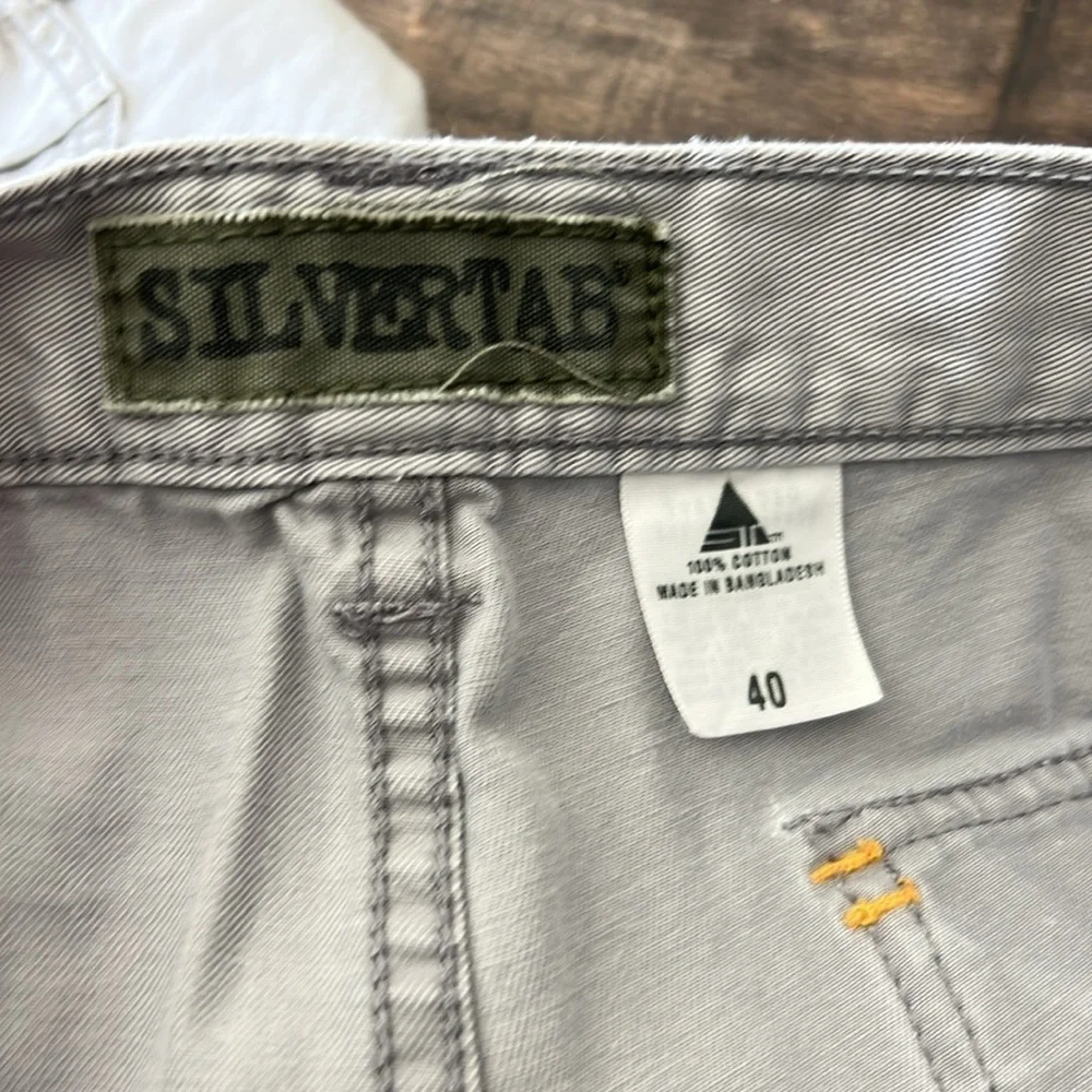 Men's Grey Levi’s SilverTab Cargo Shorts Size 40